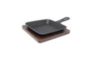 POÊLE CARRÉE EN ALUMINIUM COULEUR NOIR MATTE ANTI-ADHESIF AVEC DESSOUS EN BOIS
